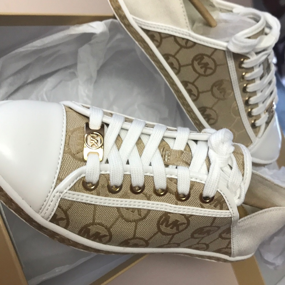 Michael Kors Kristy sneakers.
